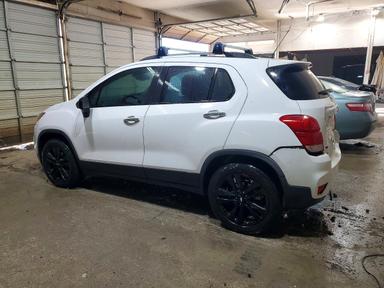 Vista de 2018 CHEVROLET TRAX 1LT, ángulo 2