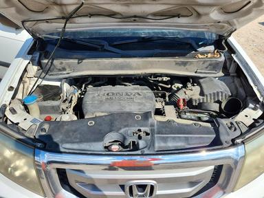 Vue de 2011 HONDA PILOT LX, angle 12