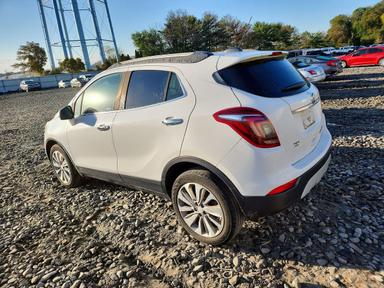 Vedere 2019 BUICK ENCORE PREFERRED, unghi 2