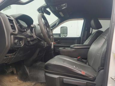 2022 RAM 3500 TRADESMAN view, angle 7