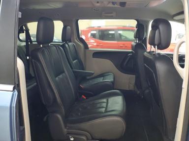 Vue de 2012 CHRYSLER TOWN &amp; COUNTRY TOURING, angle 11