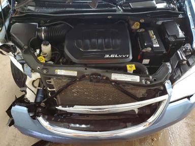 Vue de 2012 CHRYSLER TOWN &amp; COUNTRY TOURING, angle 12