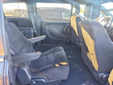 Вид 2015 DODGE GRAND CARAVAN SXT, угол 11