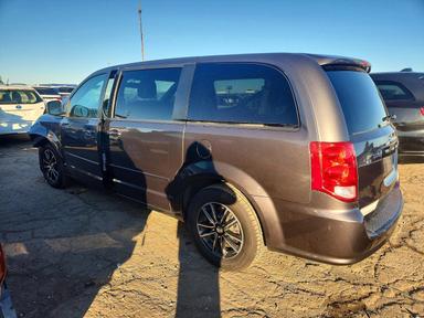Вид 2015 DODGE GRAND CARAVAN SXT, угол 2