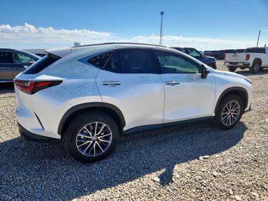 Vue de 2024 LEXUS NX 350 PREMIUM, angle 3
