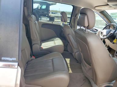 Vue de 2014 CHRYSLER TOWN &amp; COUNTRY TOURING, angle 10