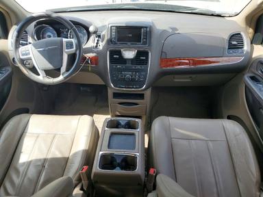 Vue de 2014 CHRYSLER TOWN &amp; COUNTRY TOURING, angle 8