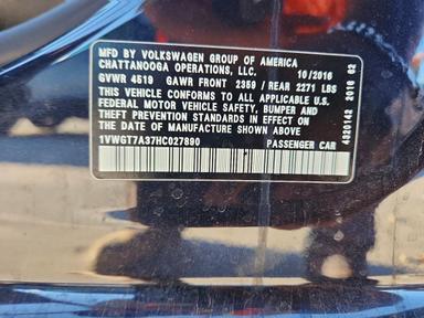 Vista de 2017 VOLKSWAGEN PASSAT SE, ángulo 12