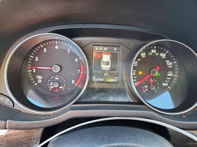 Vista de 2017 VOLKSWAGEN PASSAT SE, ángulo 9