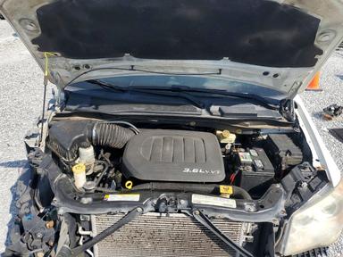 Vue de 2012 CHRYSLER TOWN &amp; COUNTRY LIMITED, angle 12