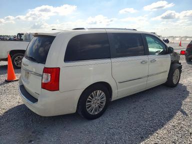Vue de 2012 CHRYSLER TOWN &amp; COUNTRY LIMITED, angle 3