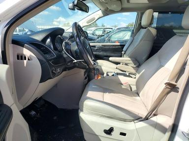 Vue de 2012 CHRYSLER TOWN &amp; COUNTRY LIMITED, angle 7