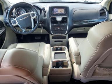 Vue de 2012 CHRYSLER TOWN &amp; COUNTRY LIMITED, angle 8