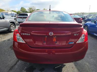 Vista de 2013 NISSAN VERSA 1.6 S, ángulo 6