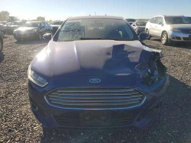 Vista de 2016 FORD FUSION SE, ángulo 5