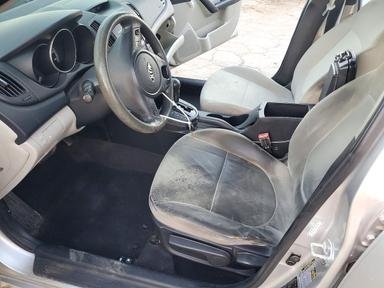 Vue de 2010 KIA FORTE EX, angle 7