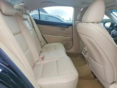 Vue de 2013 LEXUS ES 350, angle 10