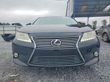 Vue de 2013 LEXUS ES 350, angle 5