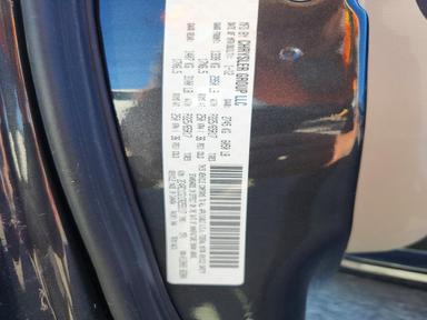 Vue de 2012 CHRYSLER TOWN &amp; COUNTRY TOURING L, angle 13