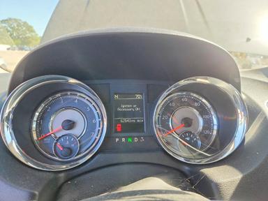 Vue de 2012 CHRYSLER TOWN &amp; COUNTRY TOURING L, angle 9