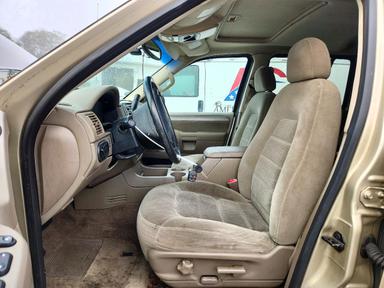 منظر 2003 FORD EXPLORER XLT، زاوية 7