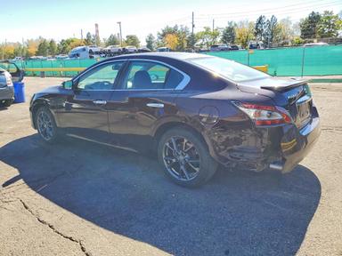 Vue de 2014 NISSAN MAXIMA 3.5 S, angle 2