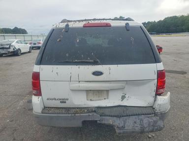Vue de 2003 FORD EXPLORER XLT, angle 6