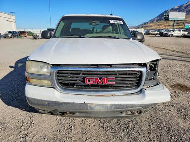 Вид 2002 GMC NEW SIERRA K1500, угол 5