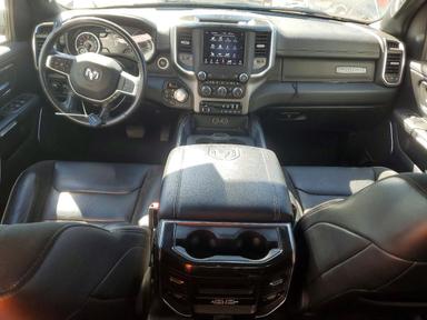 منظر 2020 RAM 1500 LARAMIE، زاوية 8