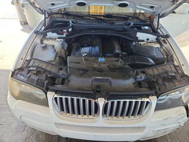منظر 2008 BMW X3 3.0SI، زاوية 11