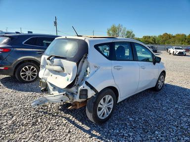 Vue de 2018 NISSAN VERSA NOTE SV, angle 3