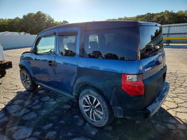 Vista de 2006 HONDA ELEMENT LX, ángulo 2