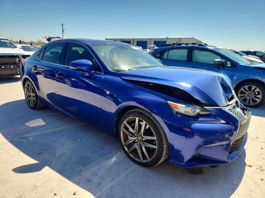 منظر 2016 LEXUS IS 200T، زاوية 4