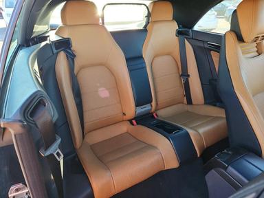 Vue de 2016 MERCEDES-BENZ E 400, angle 10