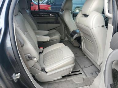 Vue de 2014 BUICK ENCLAVE, angle 11