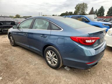 Vista de 2015 HYUNDAI SONATA SE, ángulo 2