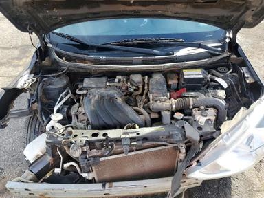منظر 2016 NISSAN VERSA 1.6 SV، زاوية 11