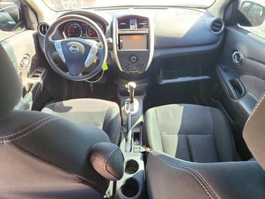 منظر 2016 NISSAN VERSA 1.6 SV، زاوية 8