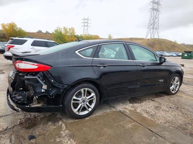 Вид 2016 FORD FUSION TITANIUM PHEV, угол 3