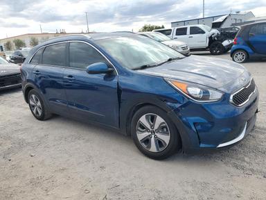Vedere 2018 KIA NIRO LX, unghi 4