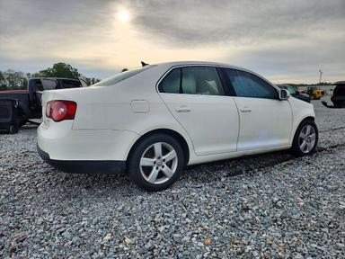 منظر 2008 VOLKSWAGEN JETTA SE، زاوية 3