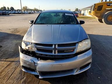 منظر 2014 DODGE AVENGER SE، زاوية 5