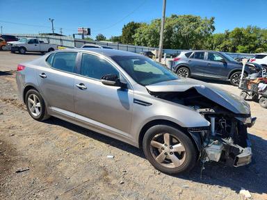 Вид 2015 KIA OPTIMA LX, угол 4