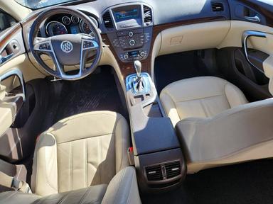 Vista de 2011 BUICK REGAL CXL, ángulo 8