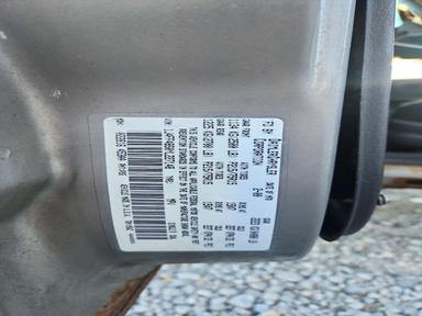 Vue de 2000 JEEP CHEROKEE SPORT, angle 13