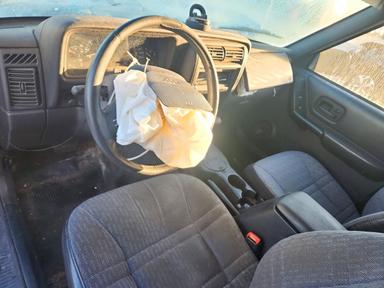 Vue de 2000 JEEP CHEROKEE SPORT, angle 8