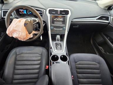 منظر 2013 FORD FUSION SE، زاوية 8