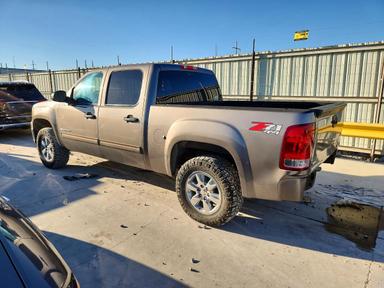 2012 GMC SIERRA K1500 SLE view, angle 2