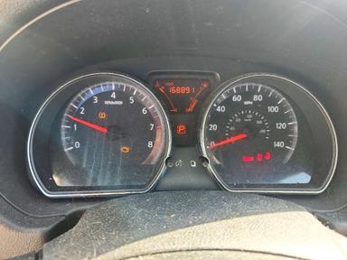 Vue de 2012 NISSAN VERSA 1.6 S, angle 9