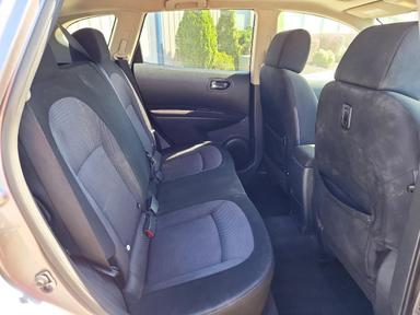 Vue de 2012 NISSAN ROGUE S, angle 11